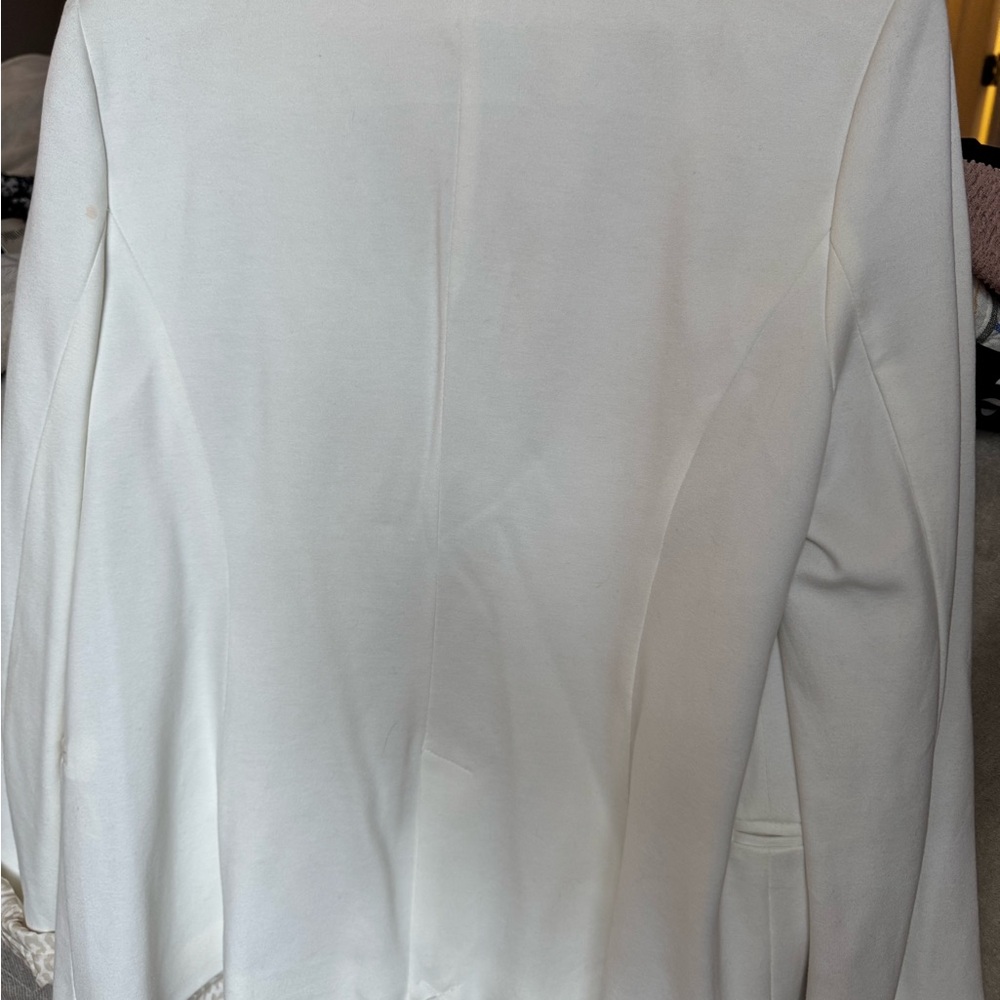 Blazer - Picture 2 of 2